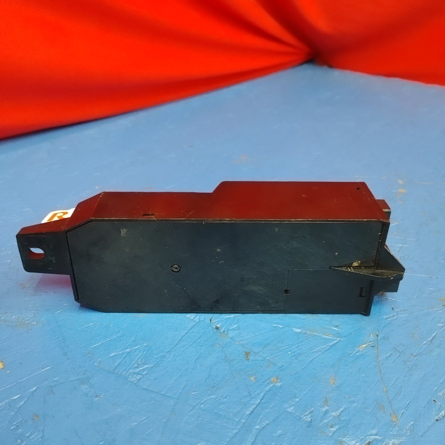 Turn Signal FLasher Control Unit CPU OEM  FB01-67-564 RX7 FC FC3S 79 - 85 Mazda s7b15/6