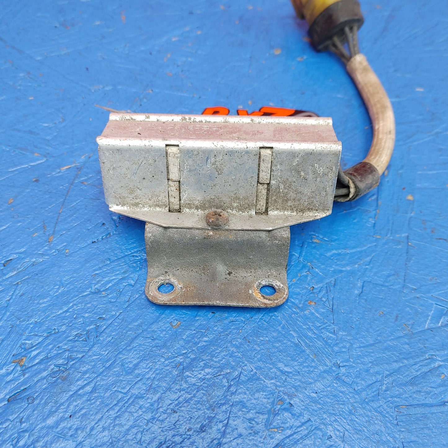 Fuel injector Resistor  RX7 FC FC3S 86 - 91 Mazda S7B30/11