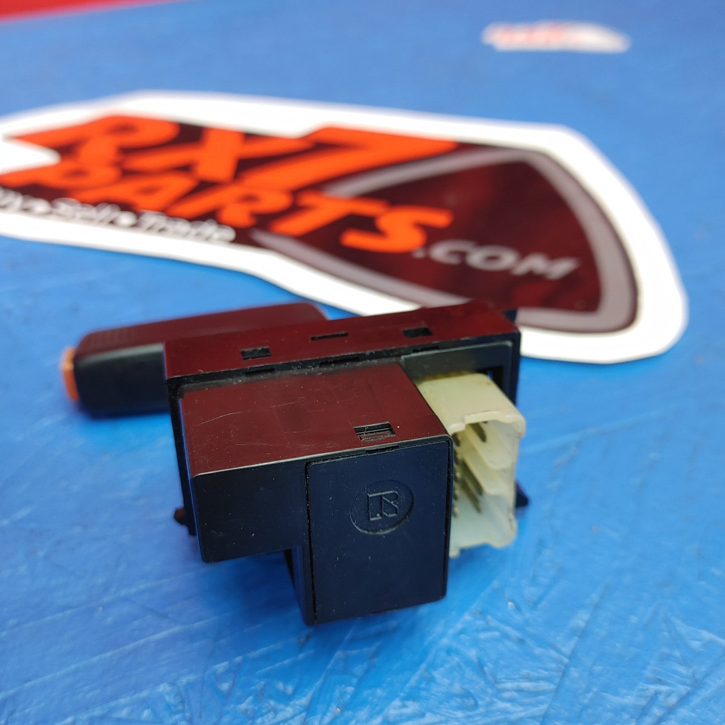 Vert Cruise Control Switch  RX7 FC FC3S 79 - 85 Mazda s7b15/3