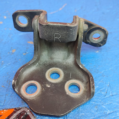 Pair of Left OR Right Door Hinges  RX7 FD FD3S 93 - 02 Mazda S7B19/2