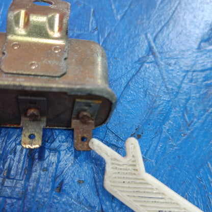 LHD, RHD Mazda A/C Compressor Control Relay      S9B3/15