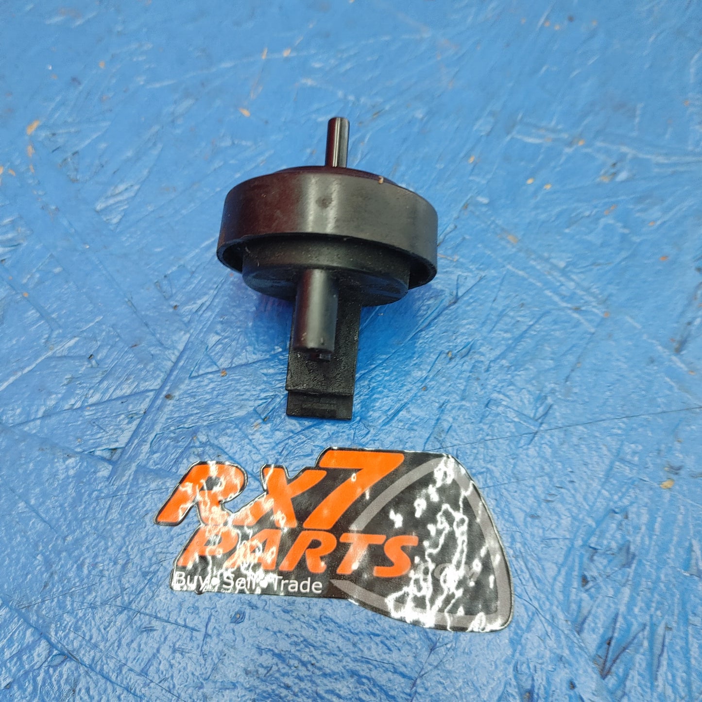 LHD, RHD Purge Valve  RX7 FC FC3S 86 - 91 Mazda S9B1/3