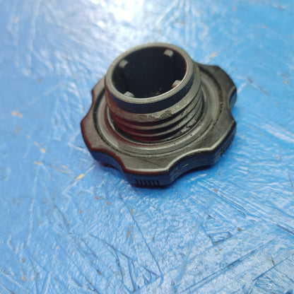 LHD, RHD Oil Cap  RX7 FC FC3S 86 - 91 Mazda S9B1/1