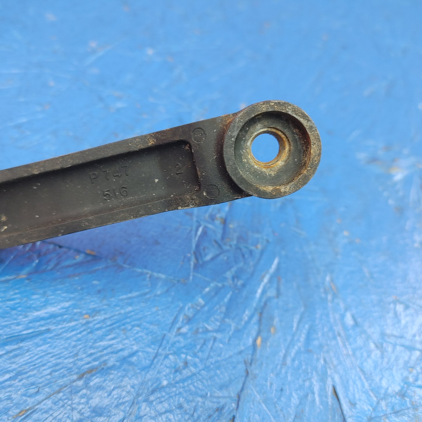 LHD, RHD Passenger Front Left Wiper Arm  RX7 FC FC3S 79 - 85 Mazda S7B28/4