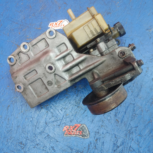 LHD, RHD Power Steering Pump With Reservoir Bracket And Pulley  RX7 FD FD3S 93 - 02 Mazda S7B37/1