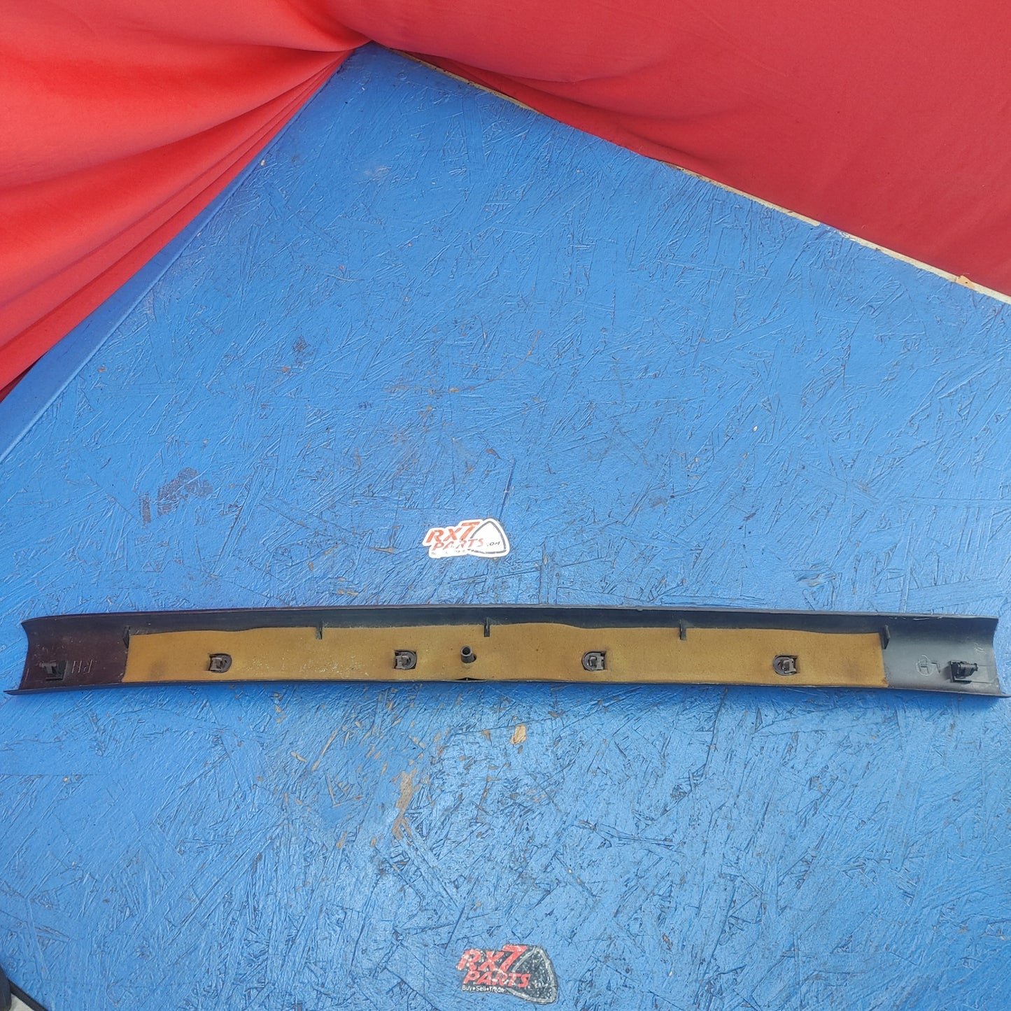 LHD, RHD Rear Hatch Liftgate Trunk Center Garnish FD01-68-931 RX7 FD FD3S 93 - 02 Mazda S4B0/270