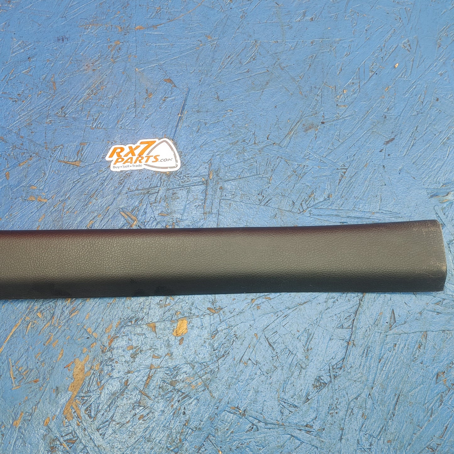 LHD, RHD Rear Hatch Liftgate Trunk Center Garnish FD01-68-931 RX7 FD FD3S 93 - 02 Mazda S4B0/272