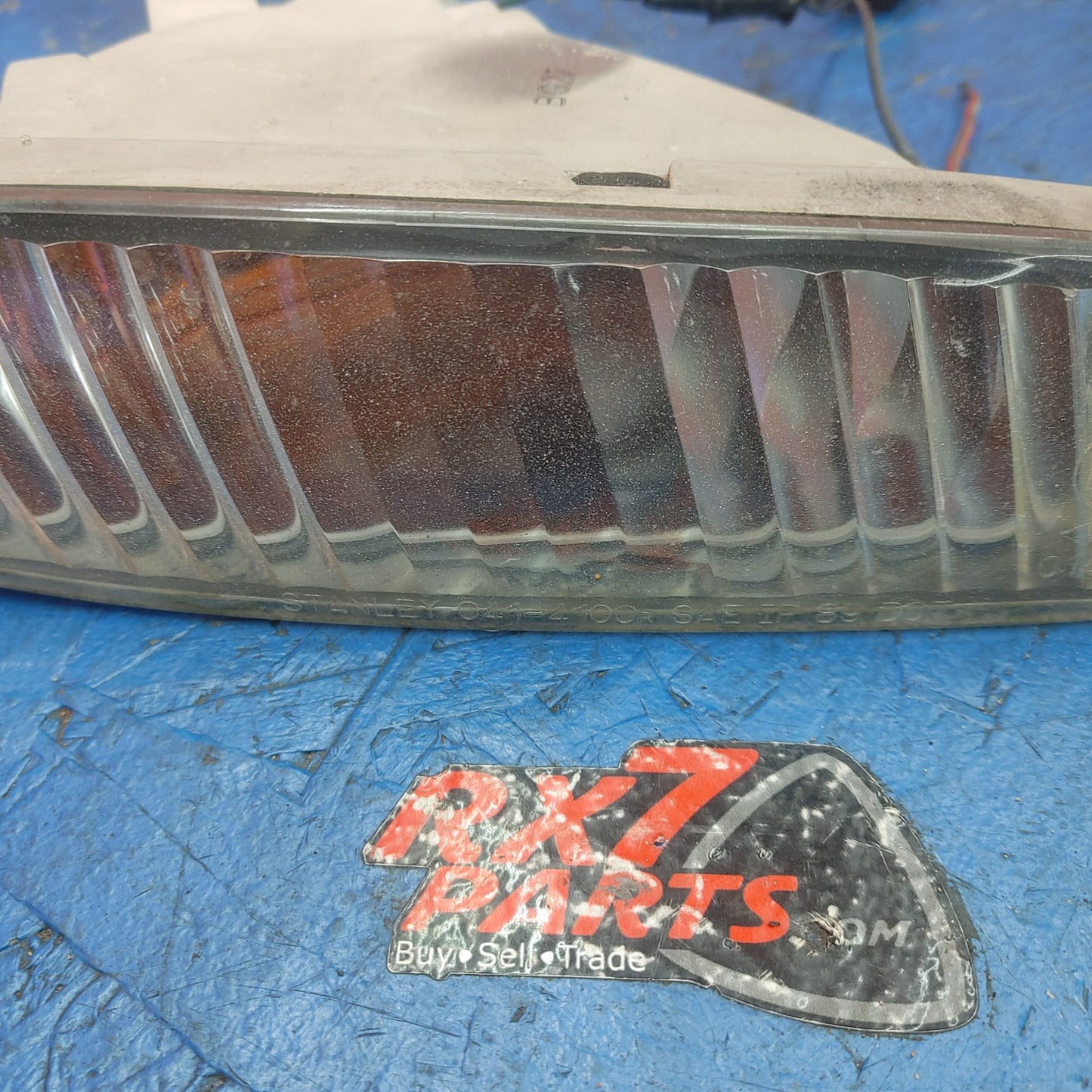 RHD Right Passenger Side Turn Signal Light Assembly 04104100R RX7 FD FD3S 93 - 02 Mazda S7B44/2