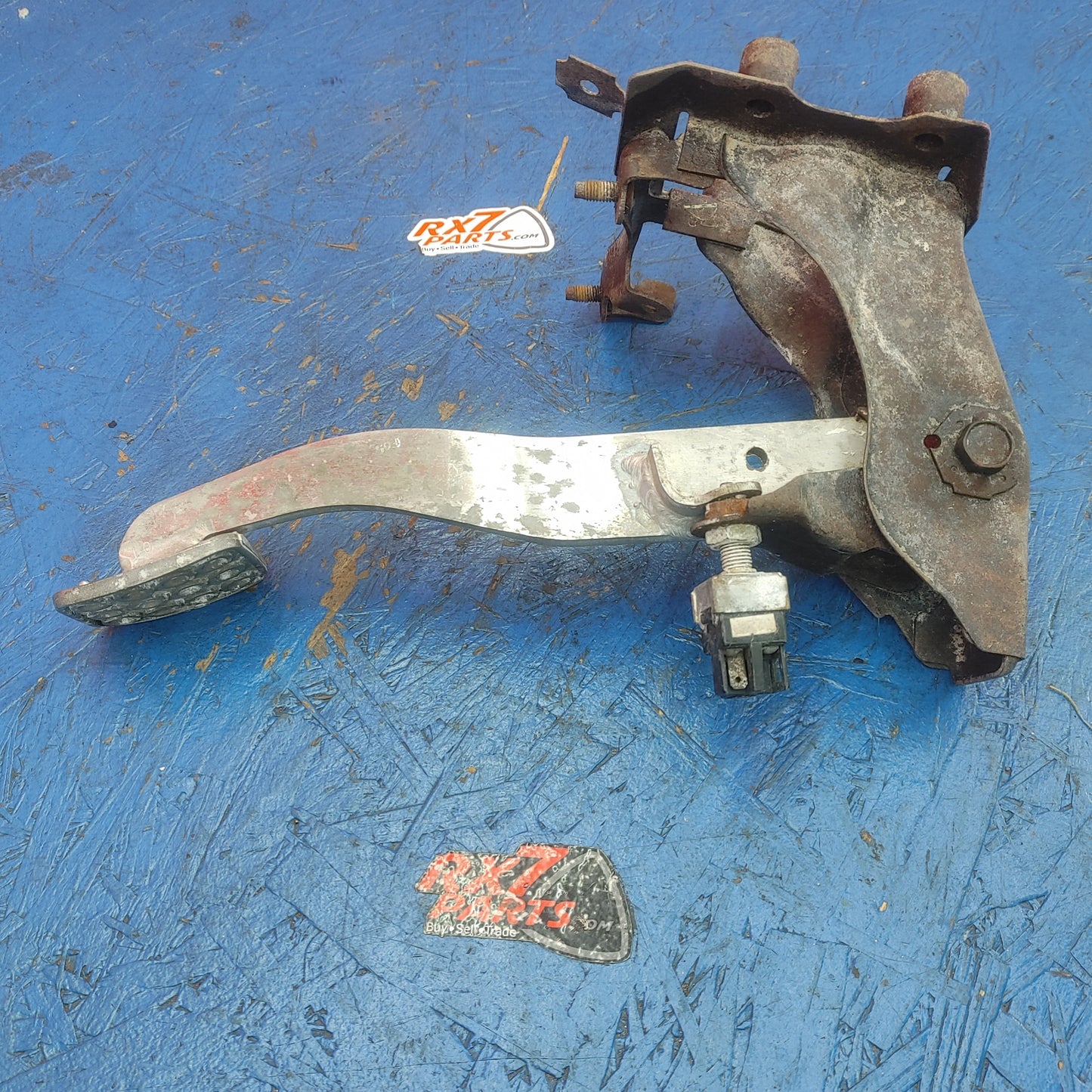 LHD Complete Pedal Set Throttle Brake And Clutch Pedals  RX7 FD FD3S 93 - 95 Mazda S7B44/3