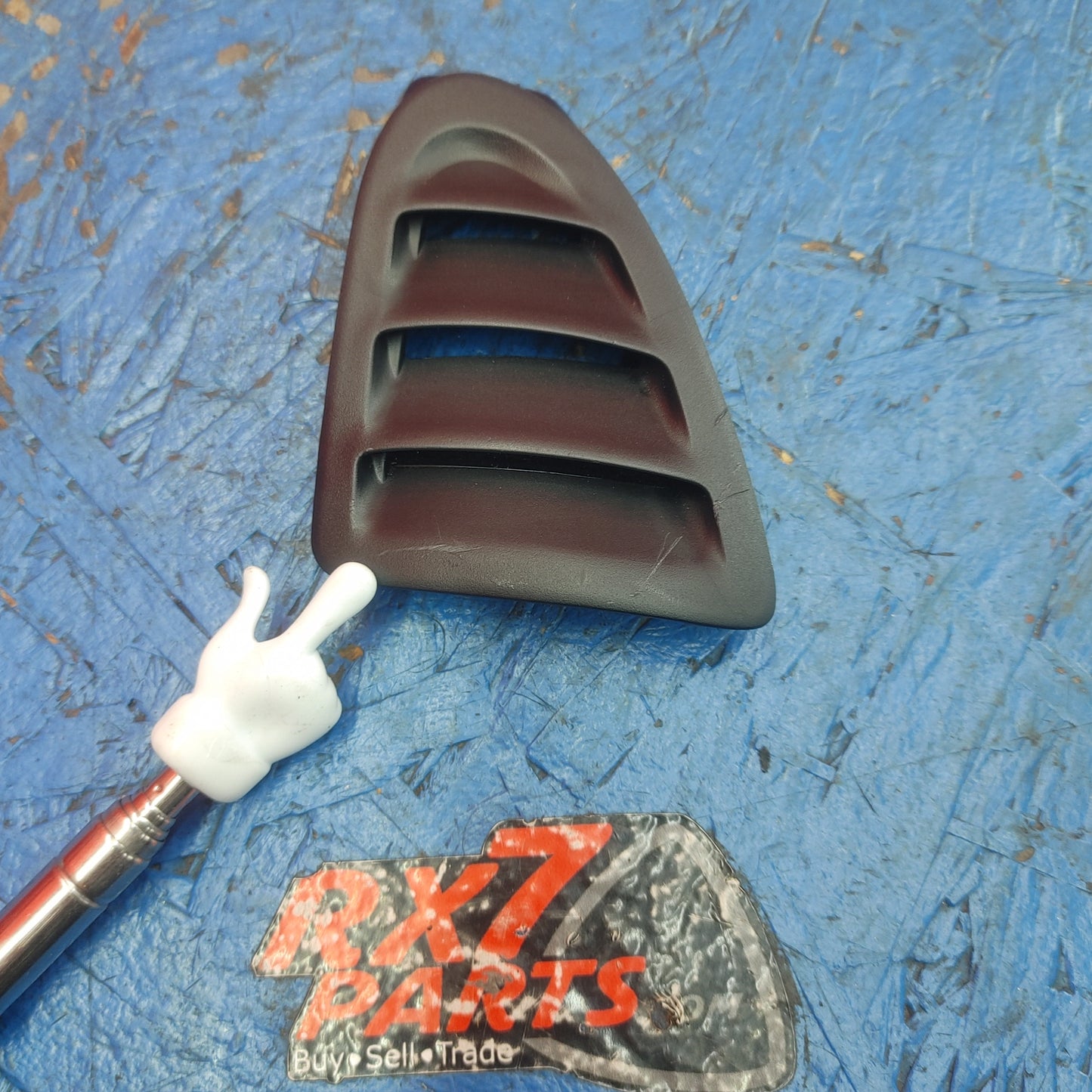 RHD Rx8 Dash Top Vent Louver       S7B44/10