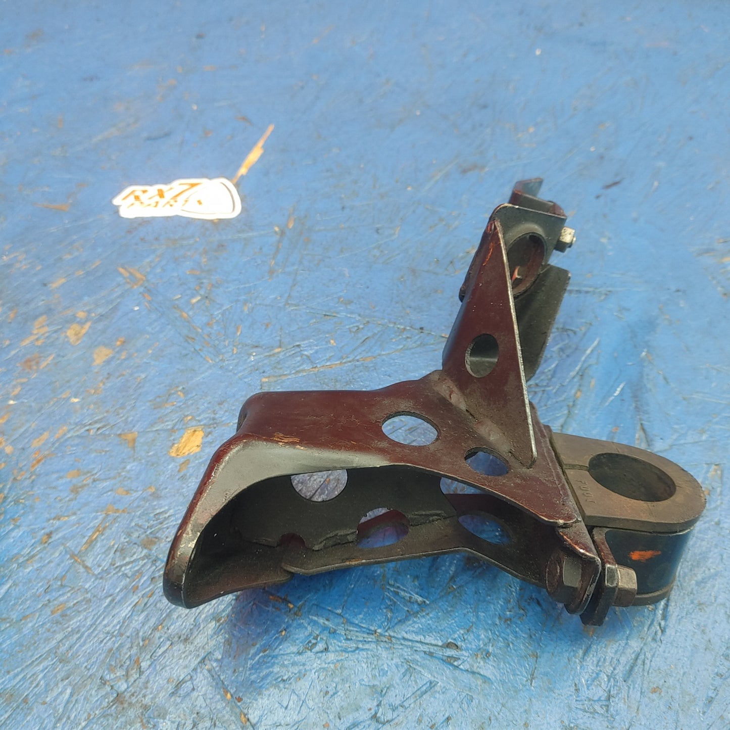 LHD Front Left And Right Sway Bar Stabilizer Bar Brackets  RX7 FD FD3S 93 - 95 Mazda S9B31/6