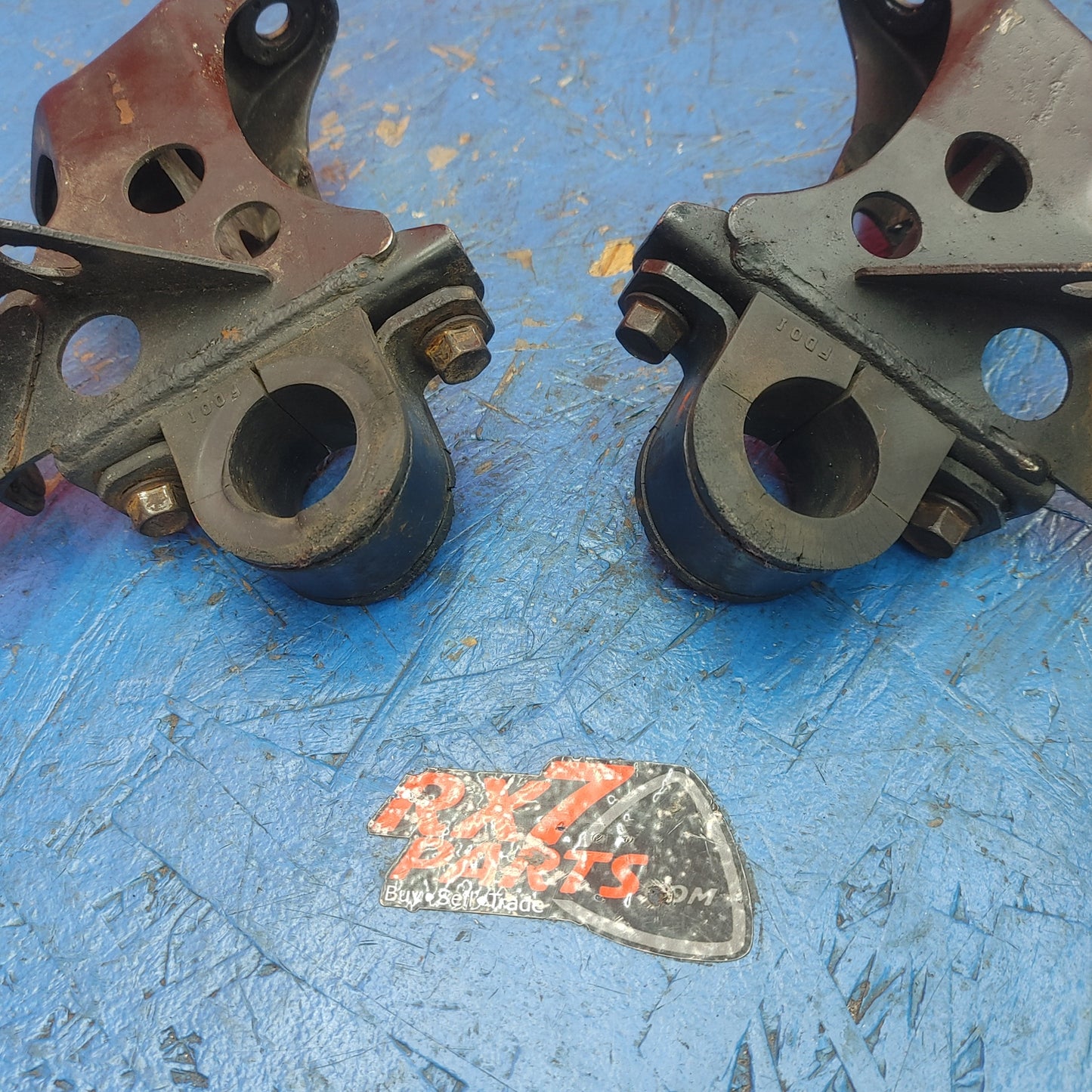 LHD Front Left And Right Sway Bar Stabilizer Bar Brackets  RX7 FD FD3S 93 - 95 Mazda S9B31/6