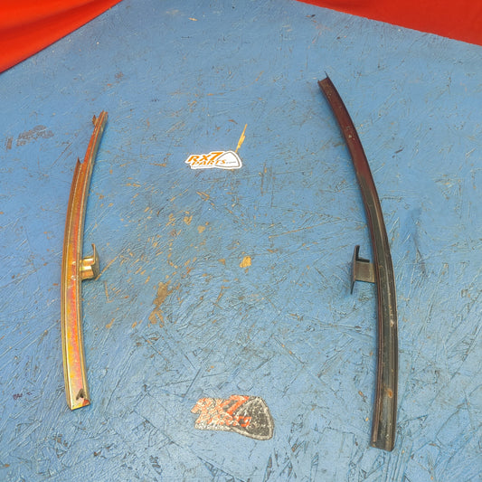 LHD Left Window Track Full Set Pair FD01 59 601B RX7 FD FD3S 93 - 02 Mazda S9B31/13