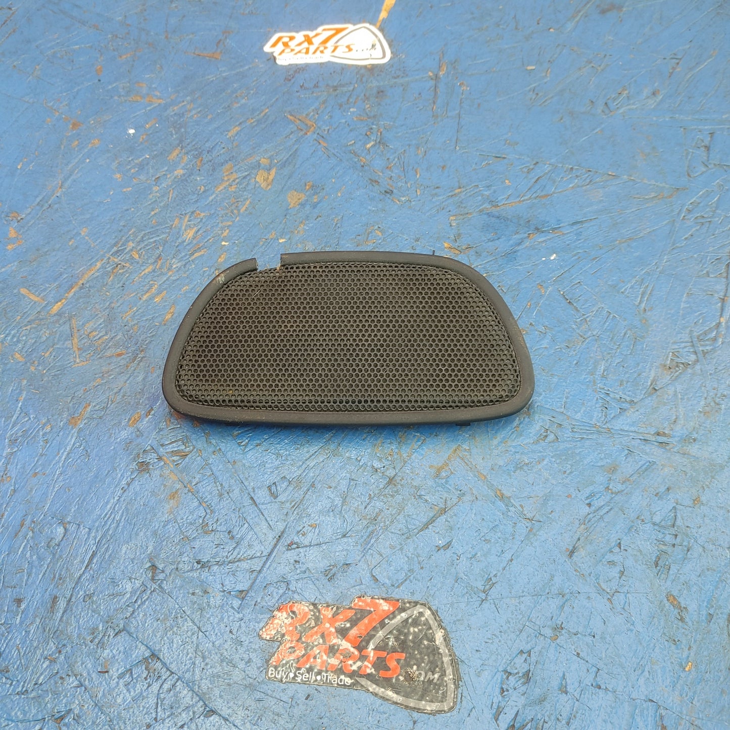 LHD, RHD Center Dash Speaker Grill Broken Tabs FD01 55 530A 00 RX7 FD FD3S 93 - 02 Mazda S9B35/3