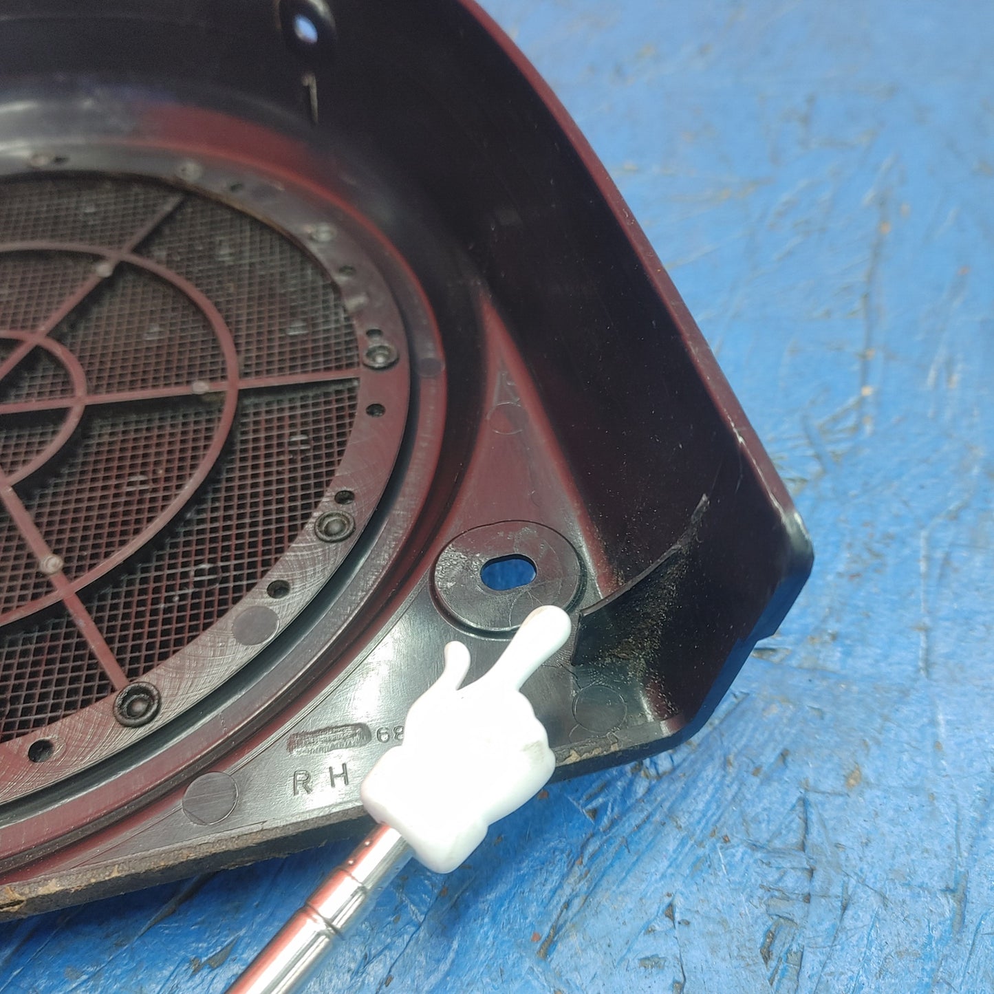 RHD Right Hand Rear Speaker Cover FB03 68 868 RX7 FC FC3S 86 - 91 Mazda S9B36/1