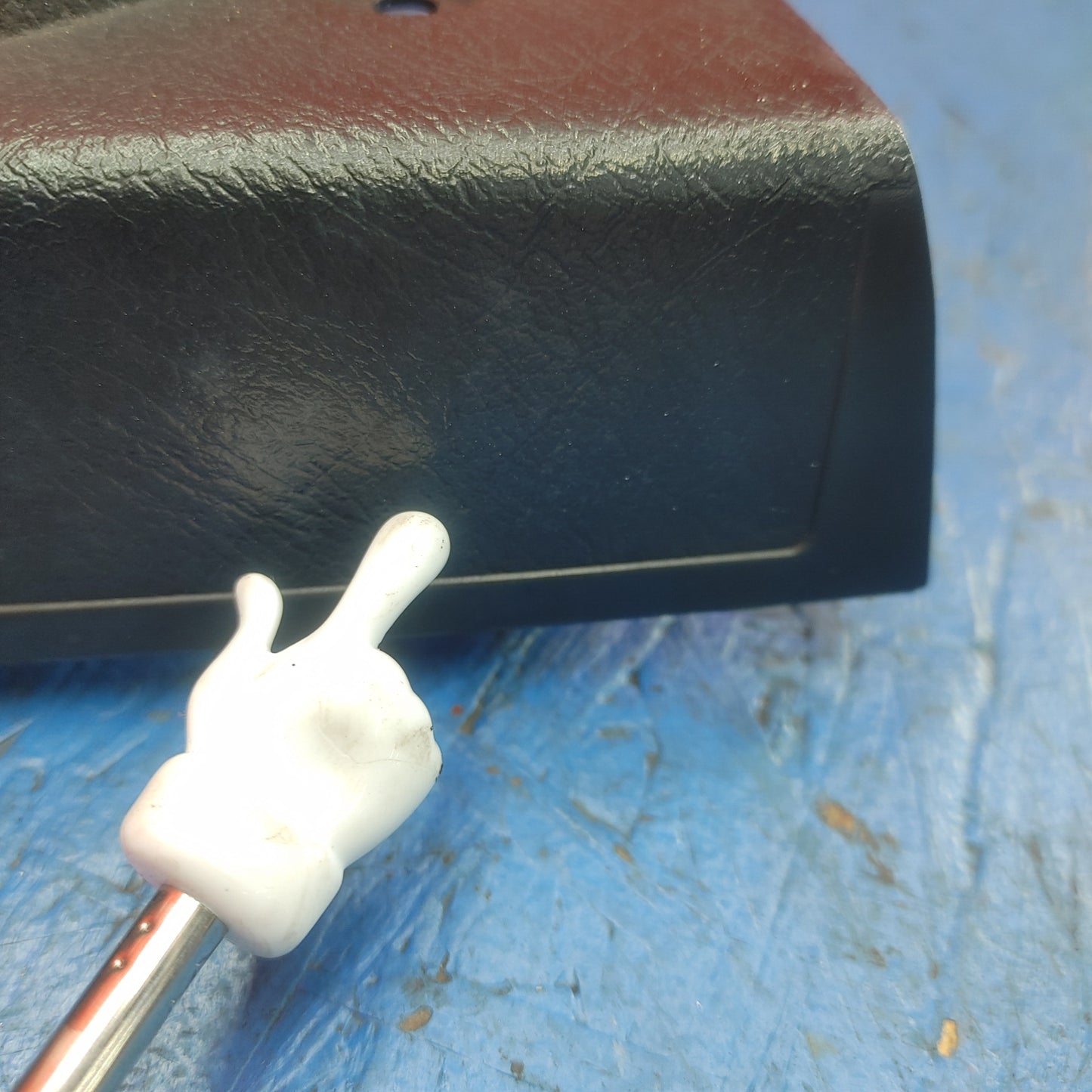 LHD Left Rear Speaker Cover Grill FB03 68 878 RX7 FC FC3S 86 - 91 Mazda S9B36/2