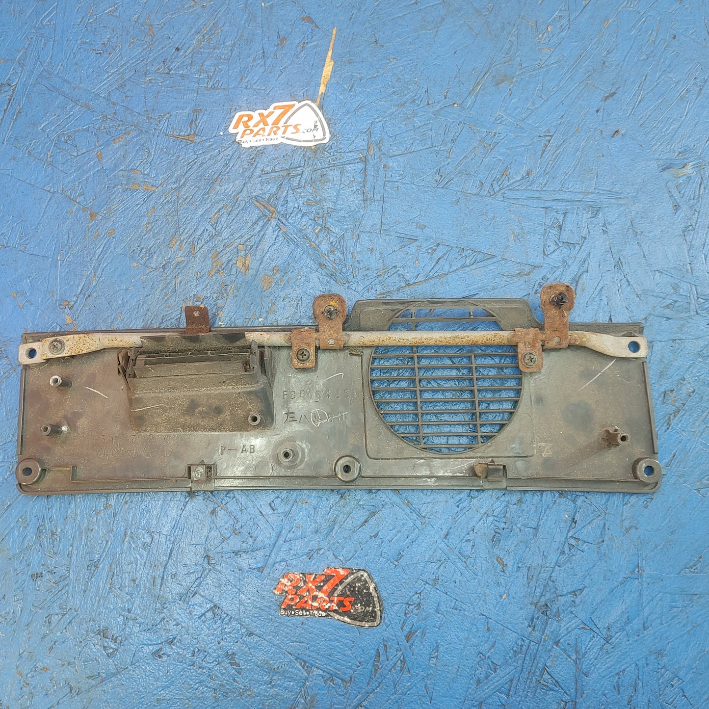 LHD Right Speaker Panel Cover Trim FB01 64 251 RX7 FC FC3S 86 - 91 Mazda S9B36/4