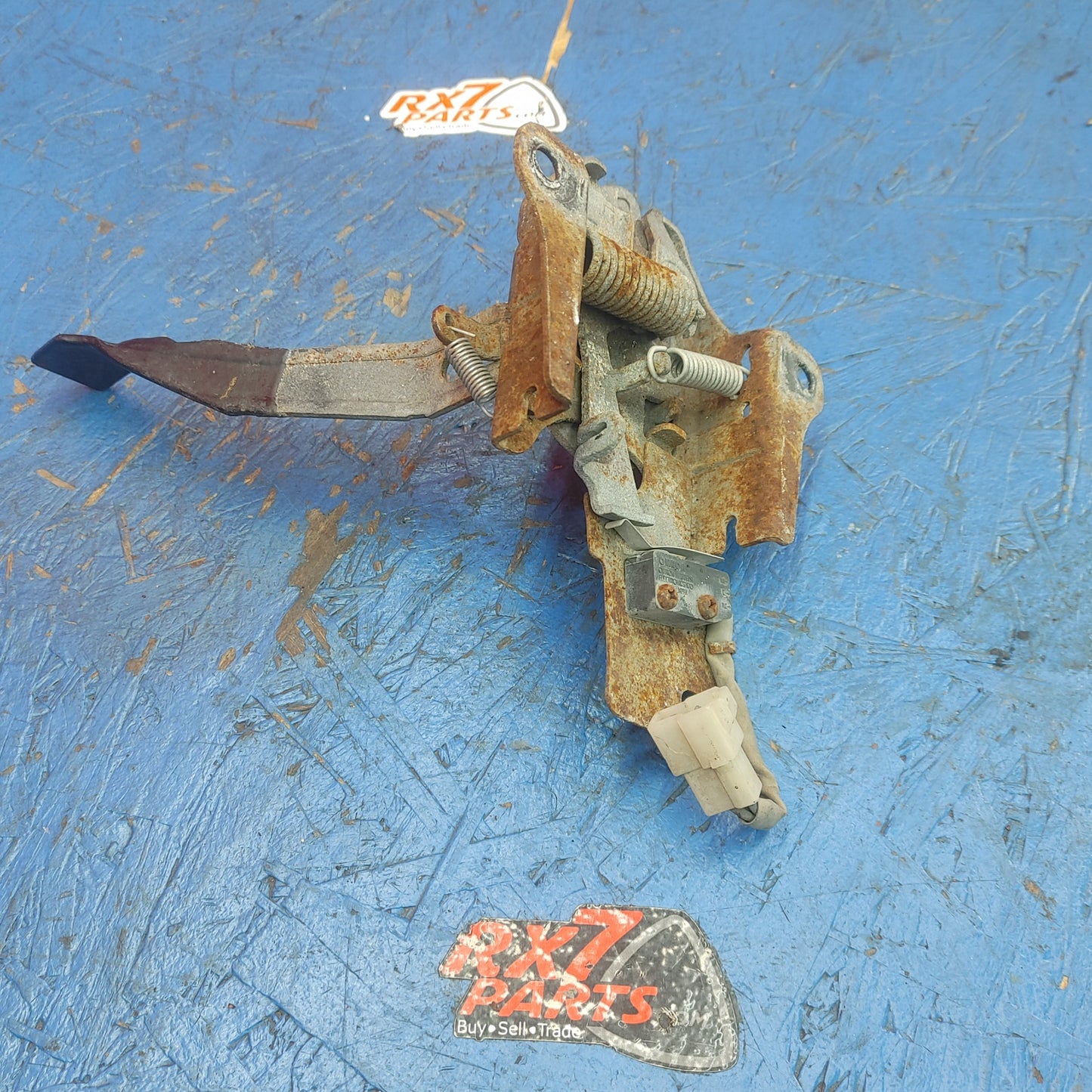 LHD, RHD Hood Latch Handle  RX7 FC FC3S 86 - 91 Mazda S9B36/8