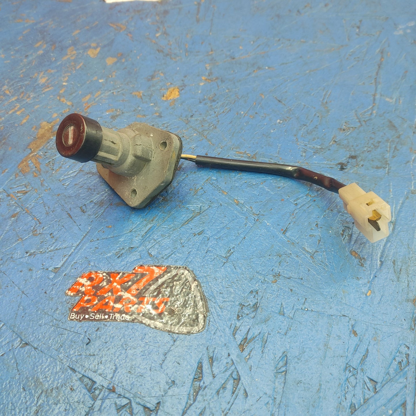 LHD, RHD Convertible Trunk Lid Locking Cylinder Assembly   RX7 FC FC3S 86 - 91 Mazda S9B37/4