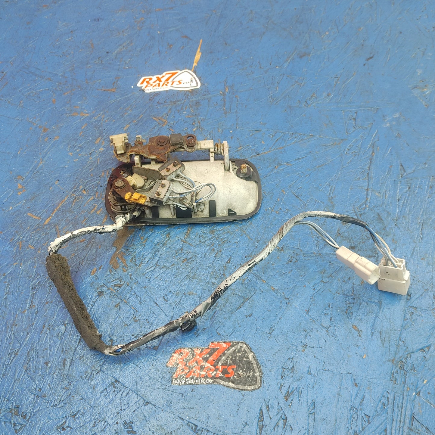 LHD White Left Exterior Door Handle   RX7 FC FC3S 86 - 91 Mazda S9B37/6