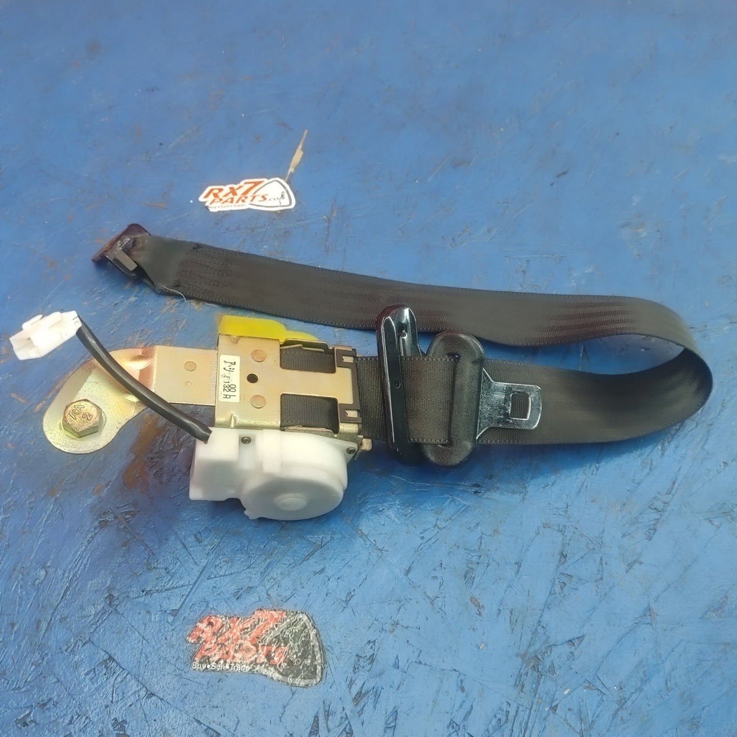 LHD Front Left Hand Seat Belt Black  RX7 FD FD3S 93 - 02 Mazda S9B37/13