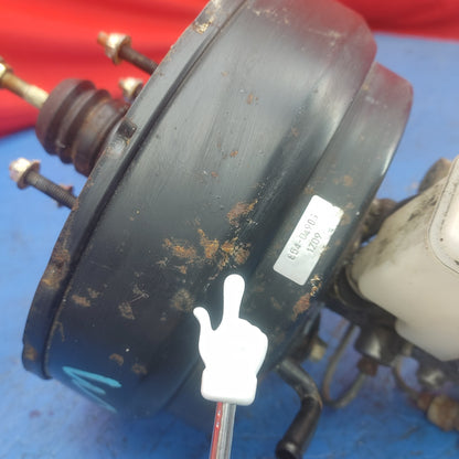 LHD 91 96 Mazda 929 Brake Booster And Master Cylinder       S9B42/2