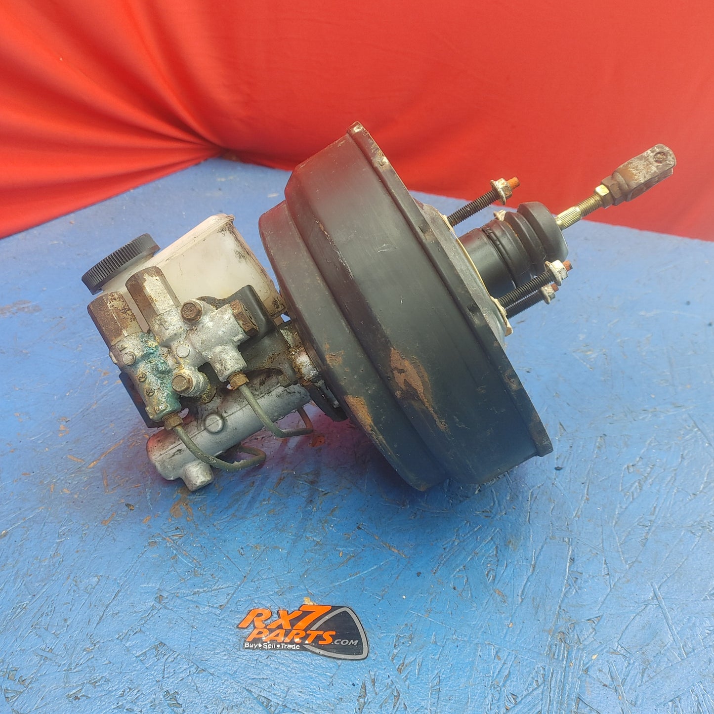 LHD 91 96 Mazda 929 Brake Booster And Master Cylinder       S9B42/2