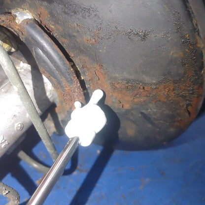 LHD 91 96 Mazda 929 Brake Booster And Master Cylinder       S9B42/2