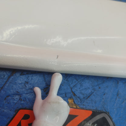 RHD Series 5 Front Right Side Fender Trim Molding FC01 50 681 RX7 FC FC3S 86 - 91 Mazda S9B43/4