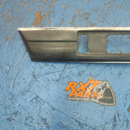 RHD Series 4 Front Right Fender Corner Marker Trim Molding  FB01 50 911 RX7 FC FC3S 86 - 91 Mazda S9B43/5