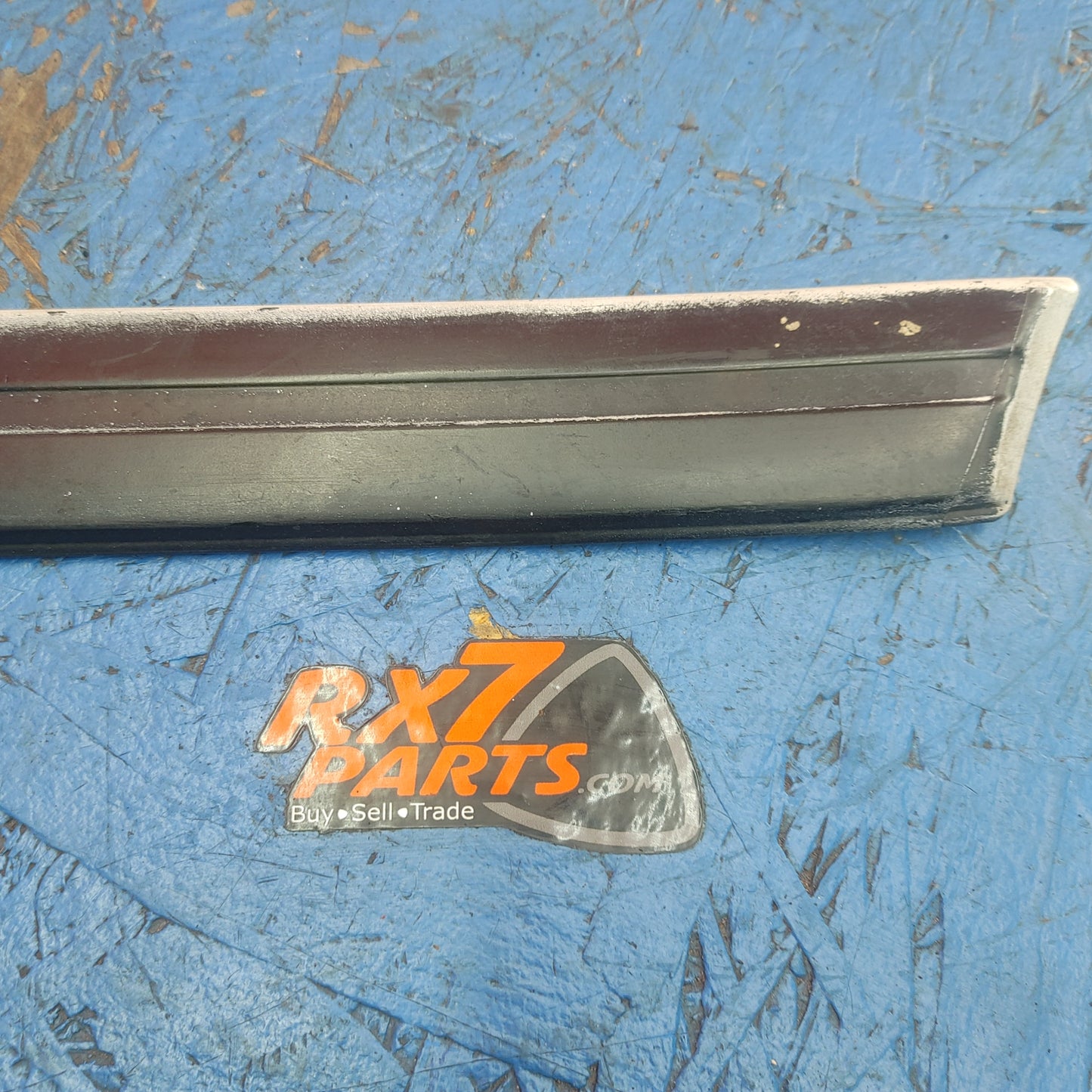 RHD Series 4 Front Right Side Fender Trim Molding  RX7 FC FC3S 86 - 91 Mazda S9B43/7