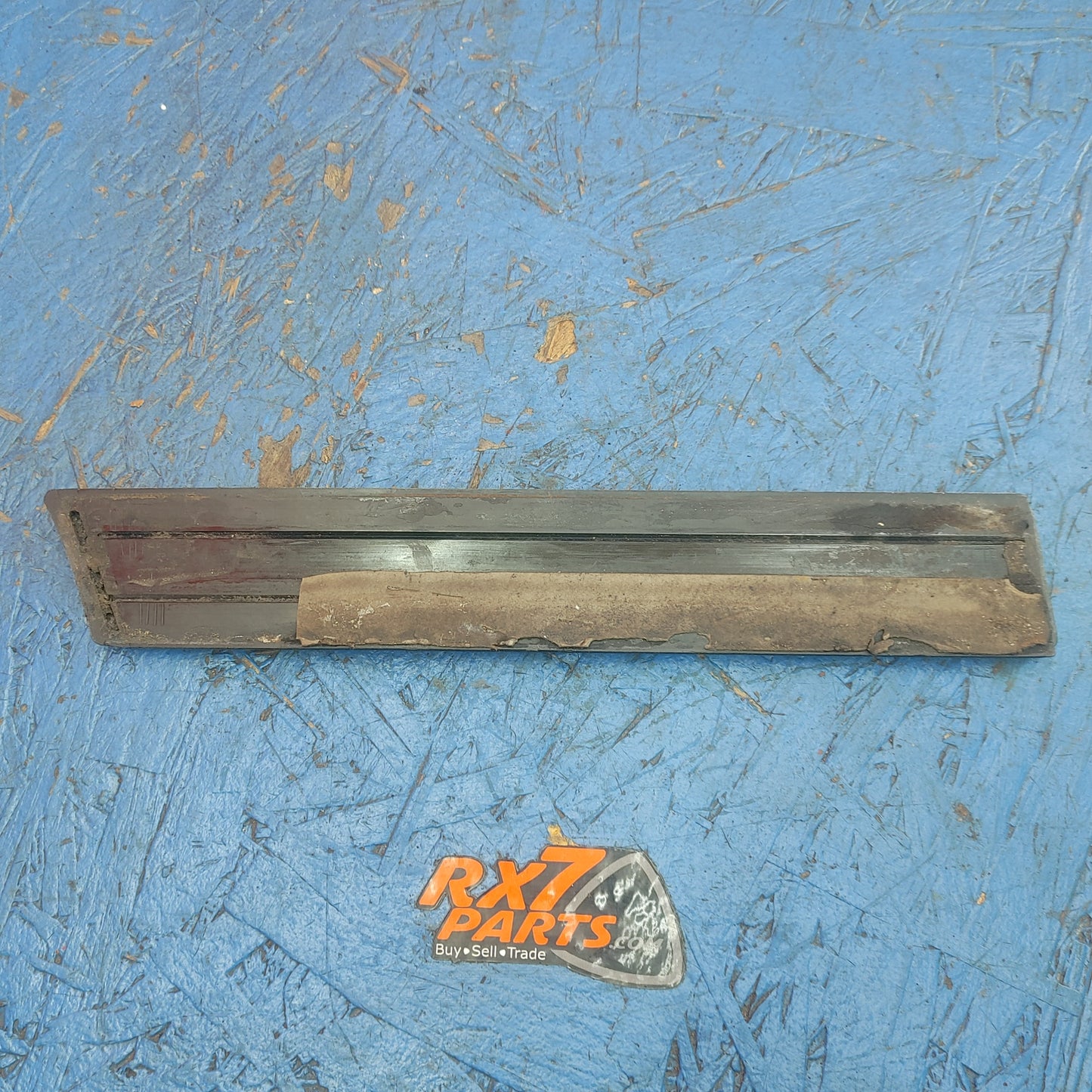 RHD Series 4 Front Right Side Fender Trim Molding  RX7 FC FC3S 86 - 91 Mazda S9B43/7