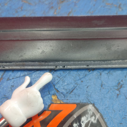 LHD Series 4 Front Left Side Fender Trim Molding  RX7 FC FC3S 86 - 91 Mazda S9B43/8