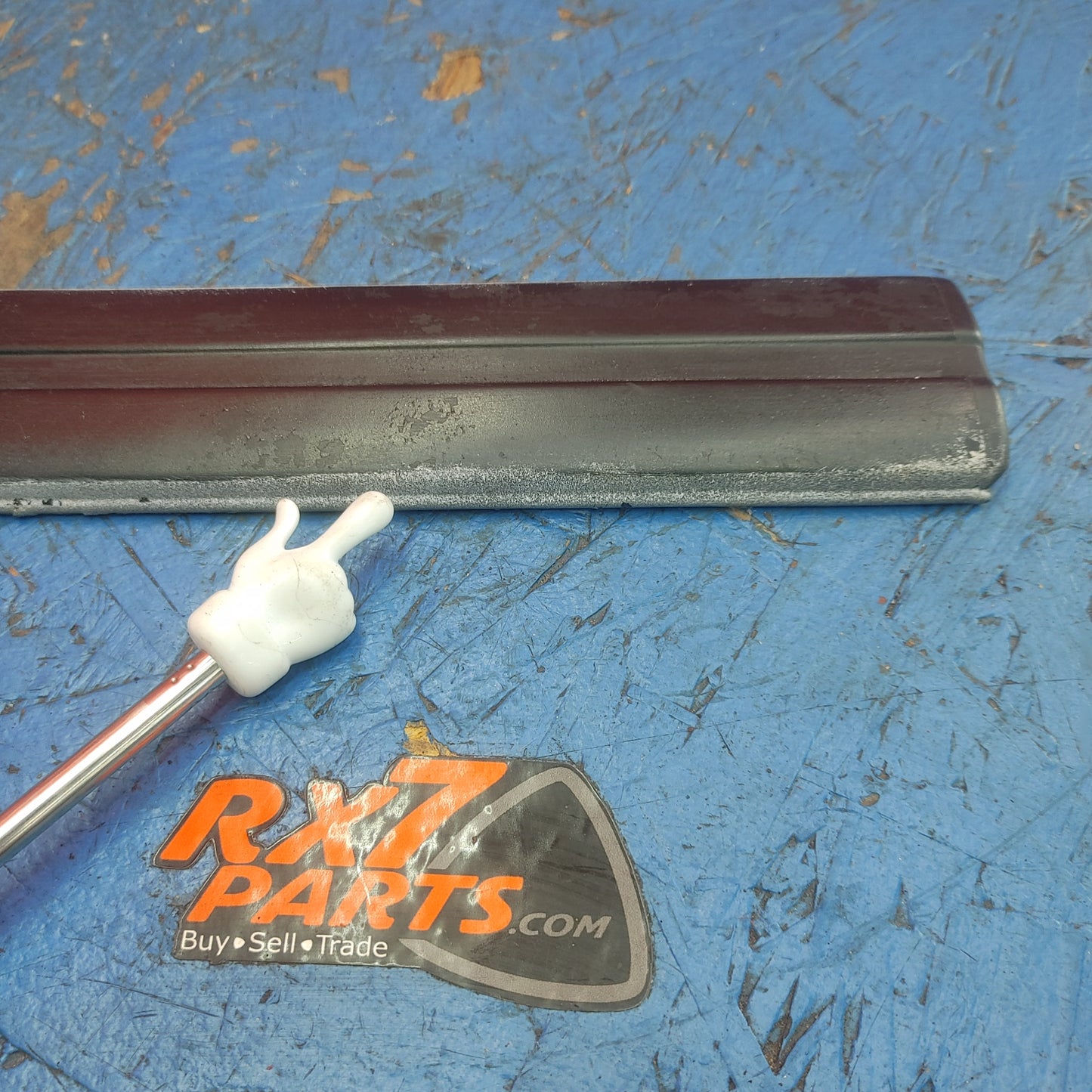 LHD Series 4 Front Left Side Fender Trim Molding  RX7 FC FC3S 86 - 91 Mazda S9B43/8