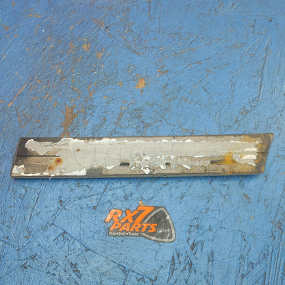 LHD Series 4 Front Left Side Fender Trim Molding  RX7 FC FC3S 86 - 91 Mazda S9B43/8