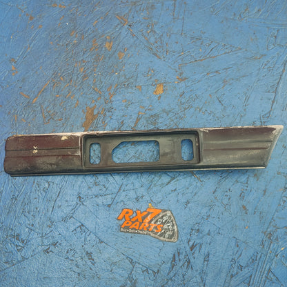 RHD Series 4 Rear Right Corner Marker Trim Molding FB01 50 931 RX7 FC FC3S 86 - 91 Mazda S9B43/9