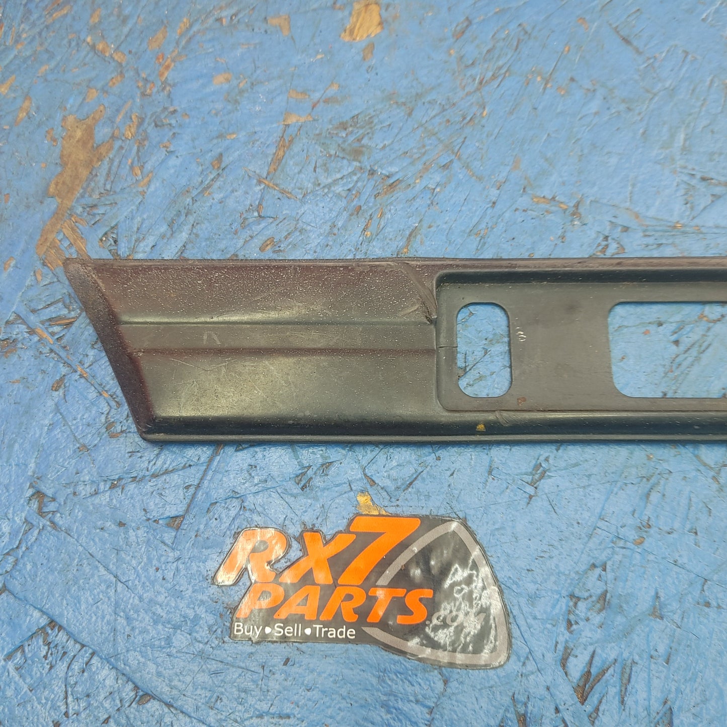 LHD Series 4 Rear Left Corner Marker Trim FB01 50 941 RX7 FC FC3S 86 - 91 Mazda S9B43/10