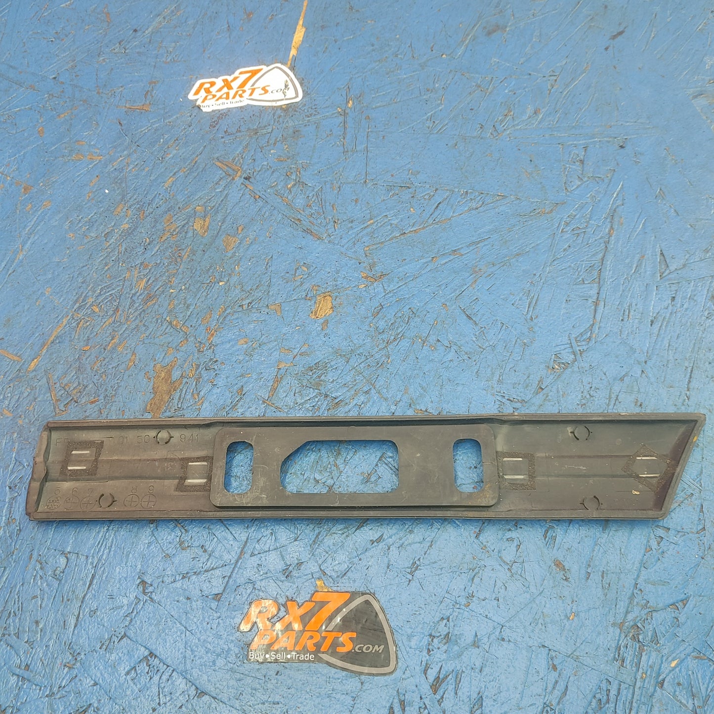 LHD Series 4 Rear Left Corner Marker Trim FB01 50 941 RX7 FC FC3S 86 - 91 Mazda S9B43/10