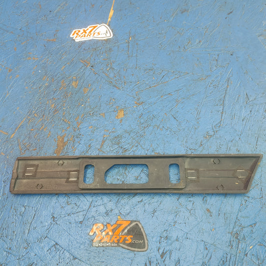 LHD Series 4 Rear Left Corner Marker Trim FB01 50 941 RX7 FC FC3S 86 - 91 Mazda S9B43/10