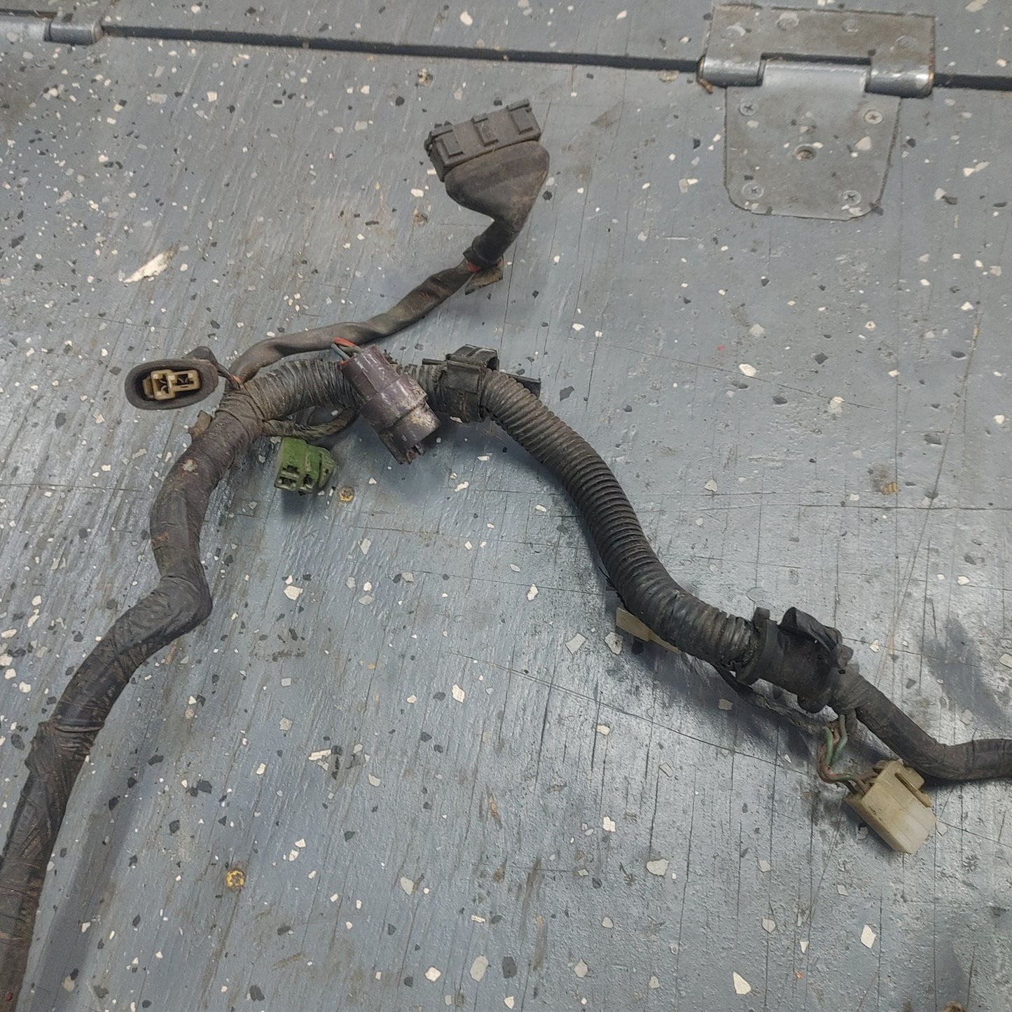 LHD, RHD Engine Wire Harness N304 18051D RX7 FB FB3S GSLSE 79 - 85 Mazda S4B0/265W