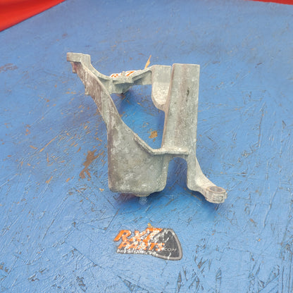 LHD, RHD Abs Pump Mounting Bracket   RX7 FD FD3S 93 - 02 Mazda S6B46/5