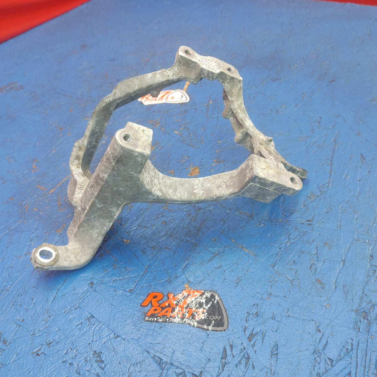 LHD, RHD Abs Pump Mounting Bracket   RX7 FD FD3S 93 - 02 Mazda S6B46/5