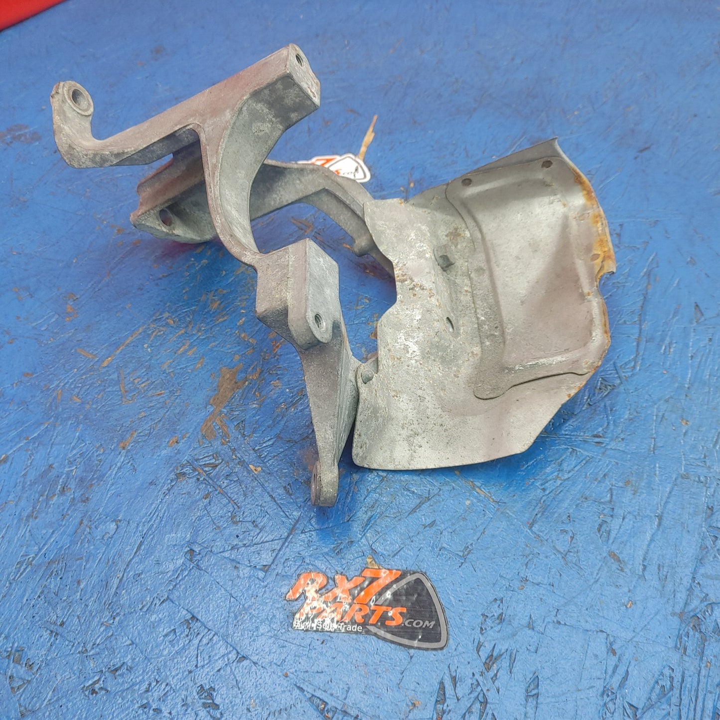 LHD, RHD Abs Pump Mounting Bracket   RX7 FD FD3S 93 - 02 Mazda S6B47/4