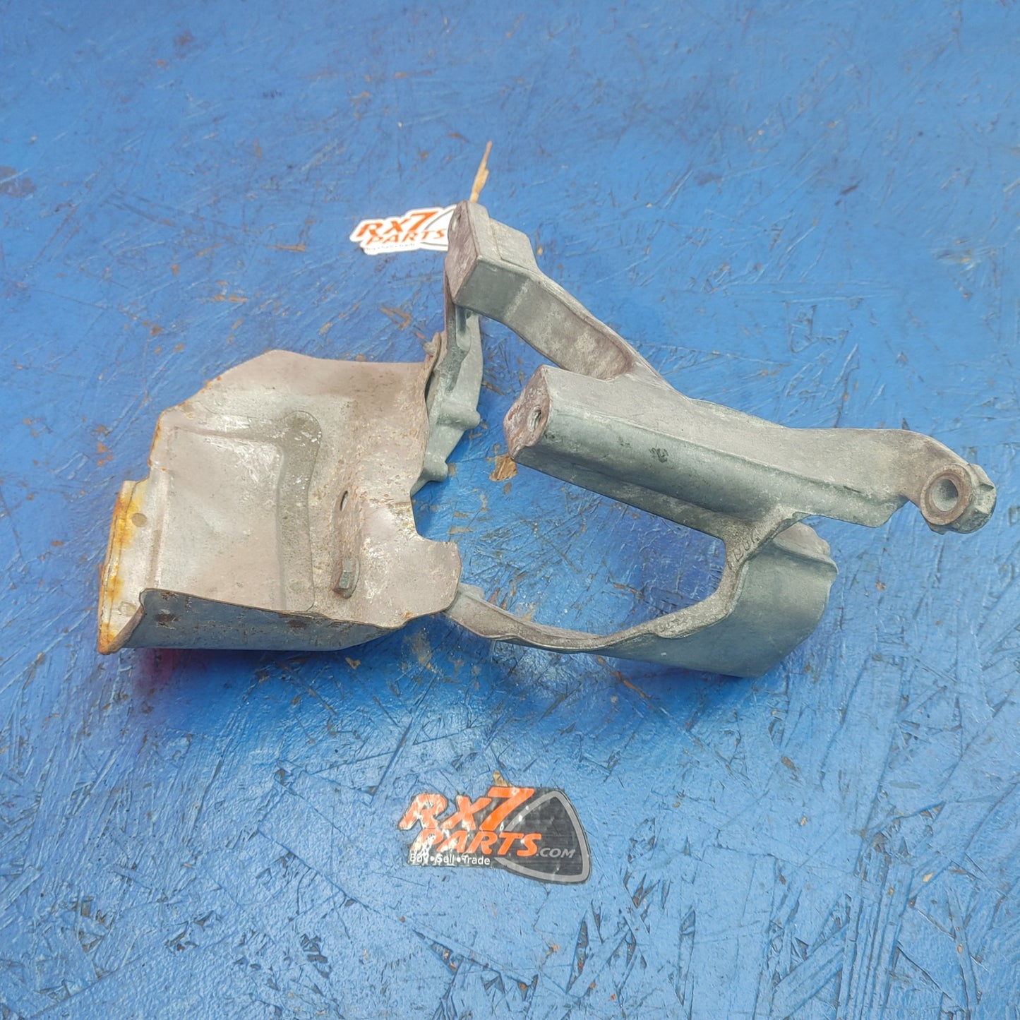 LHD, RHD Abs Pump Mounting Bracket   RX7 FD FD3S 93 - 02 Mazda S6B47/4