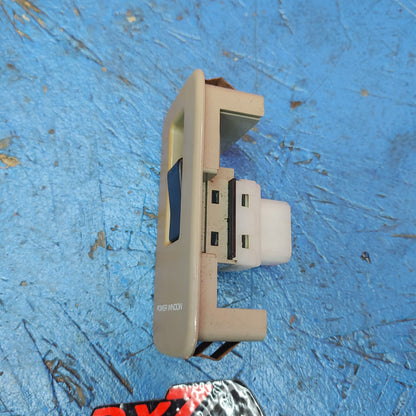 Mazda Mpv Passenger Window Switch      S6B45/2