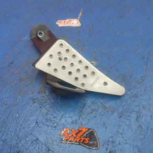 RHD Rhd Foot Rest Dead Pedal With Genuine Optional Cover S12B27/5 RX7 FD FD3S 93 - 02 Mazda F10043041