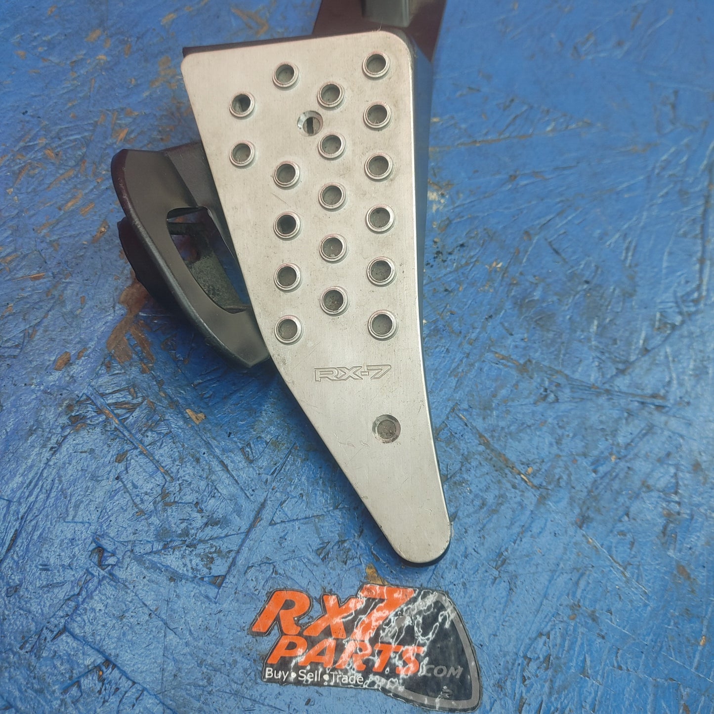 RHD Rhd Foot Rest Dead Pedal With Genuine Optional Cover S12B27/5 RX7 FD FD3S 93 - 02 Mazda F10043041 - RX7Parts
