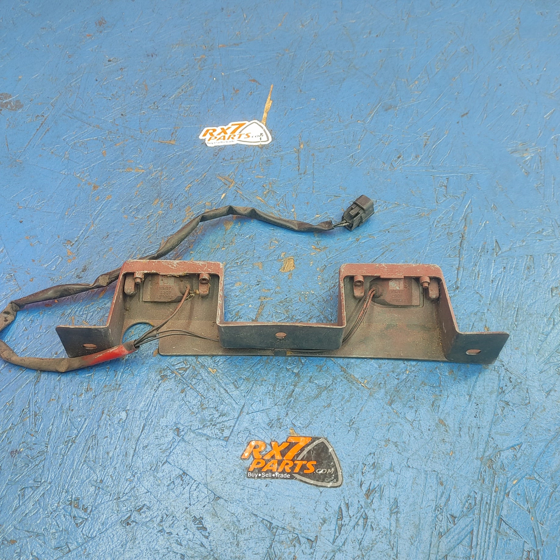LHD, RHD License Plate Lamp Assembly S7B46/21 RX7 FD FD3S 93 - 02 Mazda FD0151270C - RX7Parts
