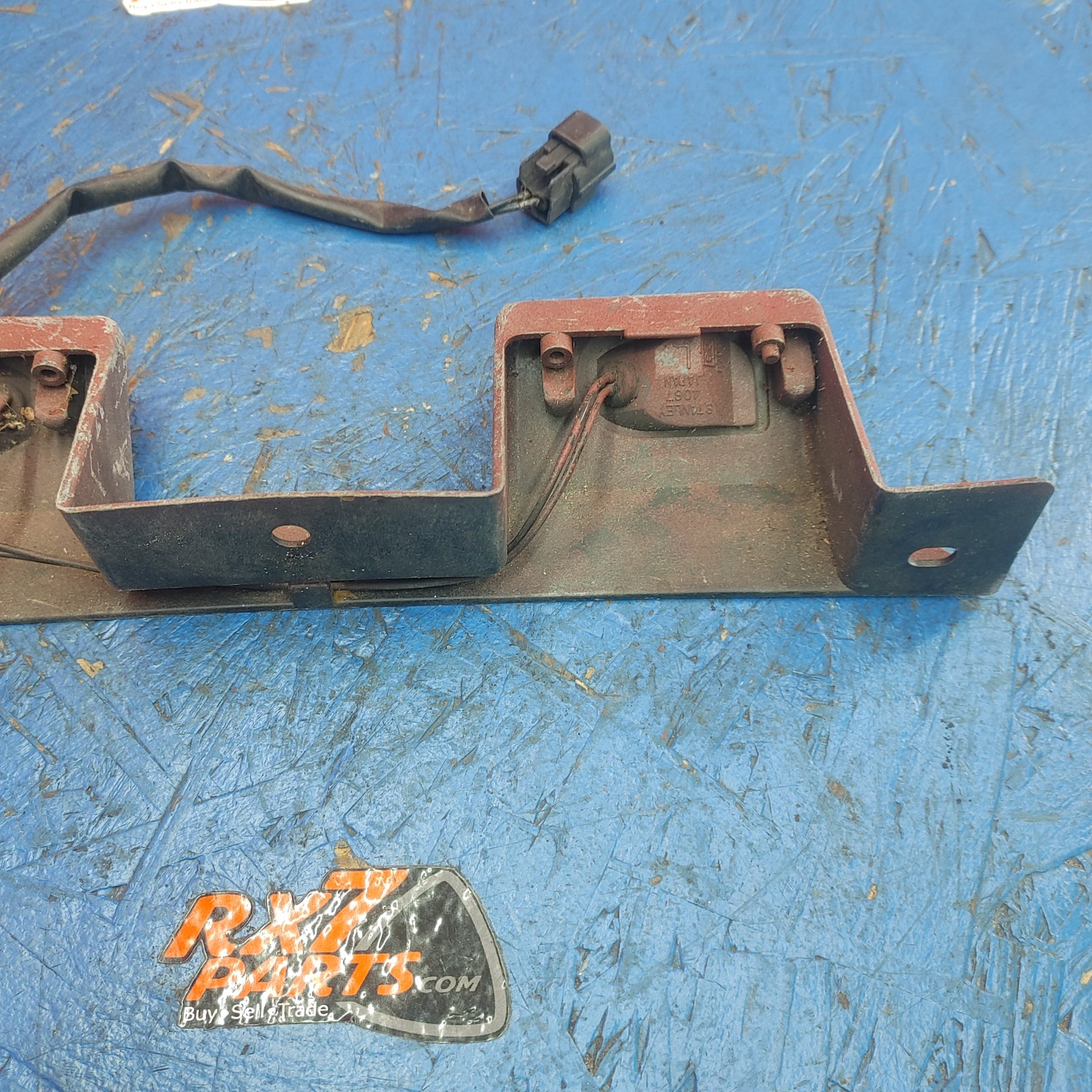LHD, RHD License Plate Lamp Assembly S7B46/21 RX7 FD FD3S 93 - 02 Mazda FD0151270C - RX7Parts