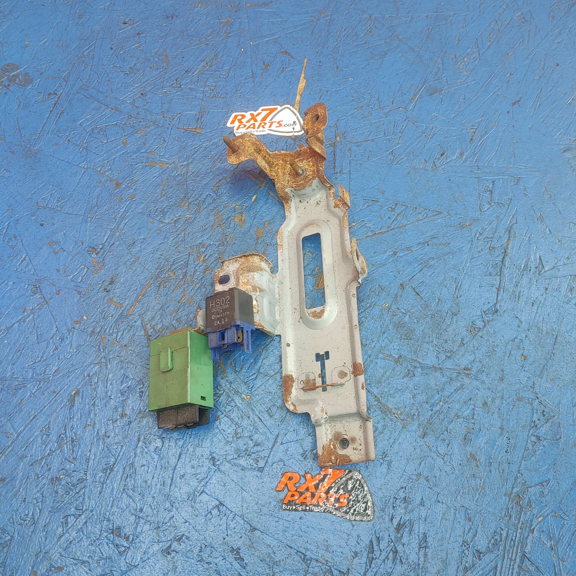 LHD, RHD Flasher Cpu And Relay Bracket Holder S7B46/22 RX7 FD FD3S 93 - 02 Mazda - RX7Parts